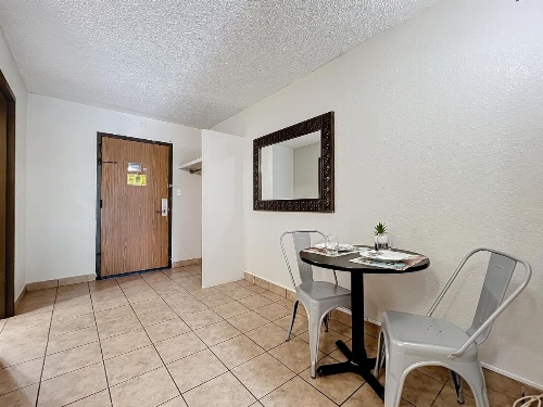 Stayable Suites Kissimmee image 11