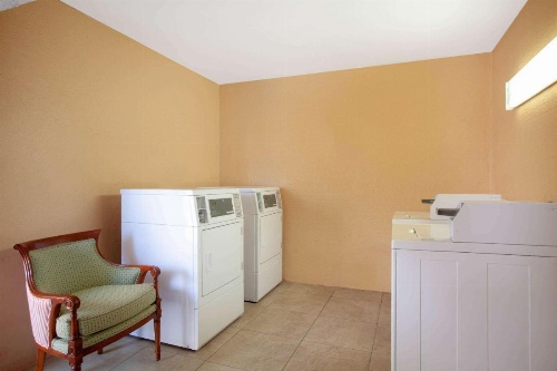 Stayable Suites Kissimmee image 30