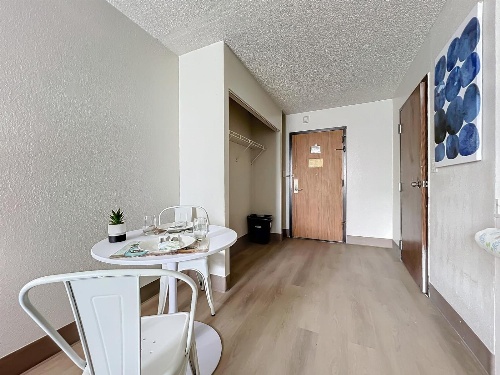 Stayable Suites Kissimmee image 4